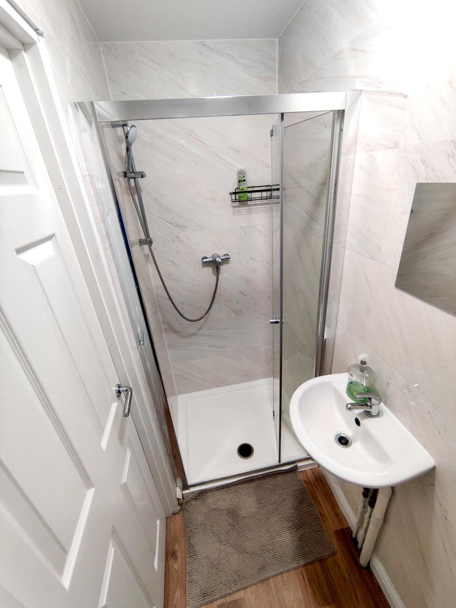 House Share With Few Ensuite Rooms Near Southmead Bristol Exterior photo