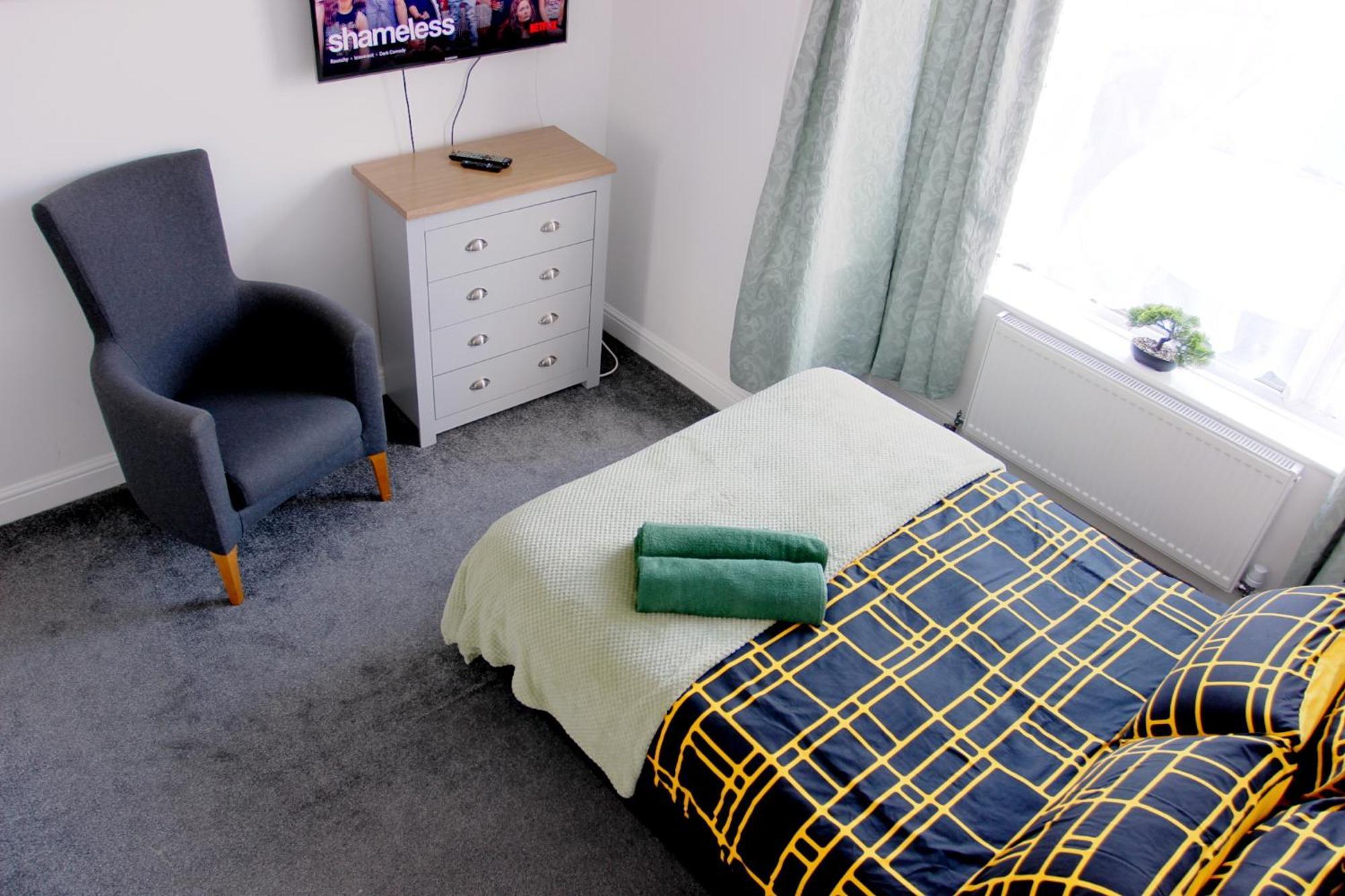 House Share With Few Ensuite Rooms Near Southmead Bristol Exterior photo